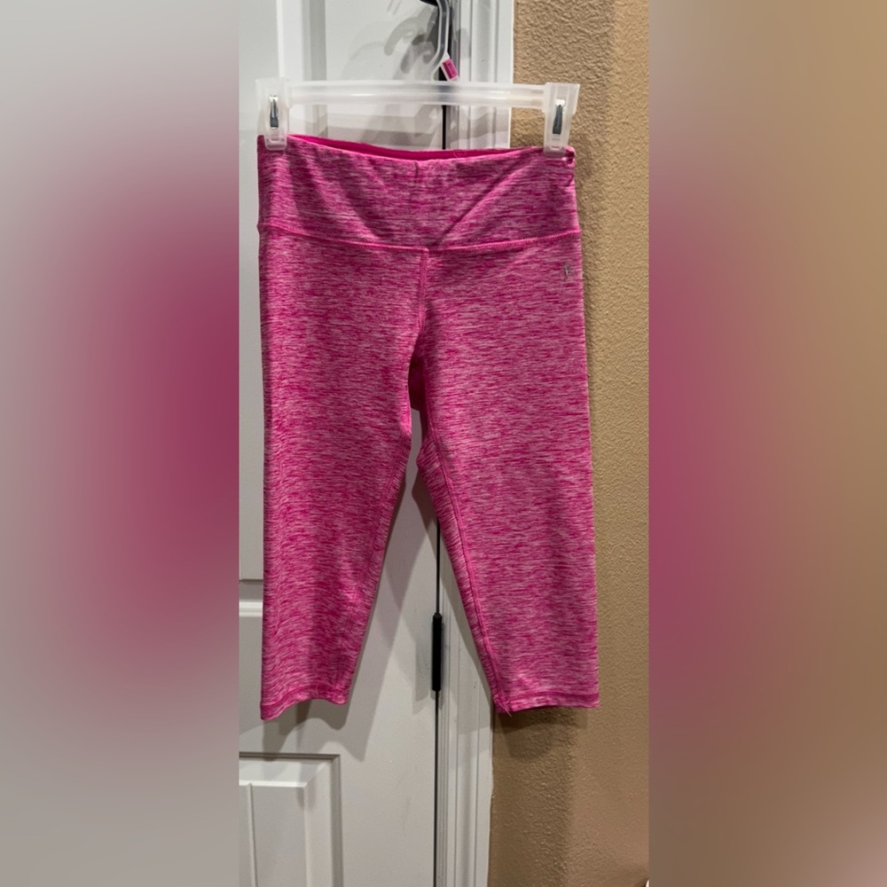 Danskin Now pink crop tights use like new